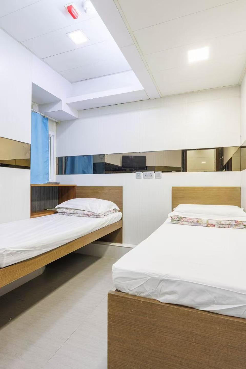 Ah Shan Hostel Hongkong Buitenkant foto