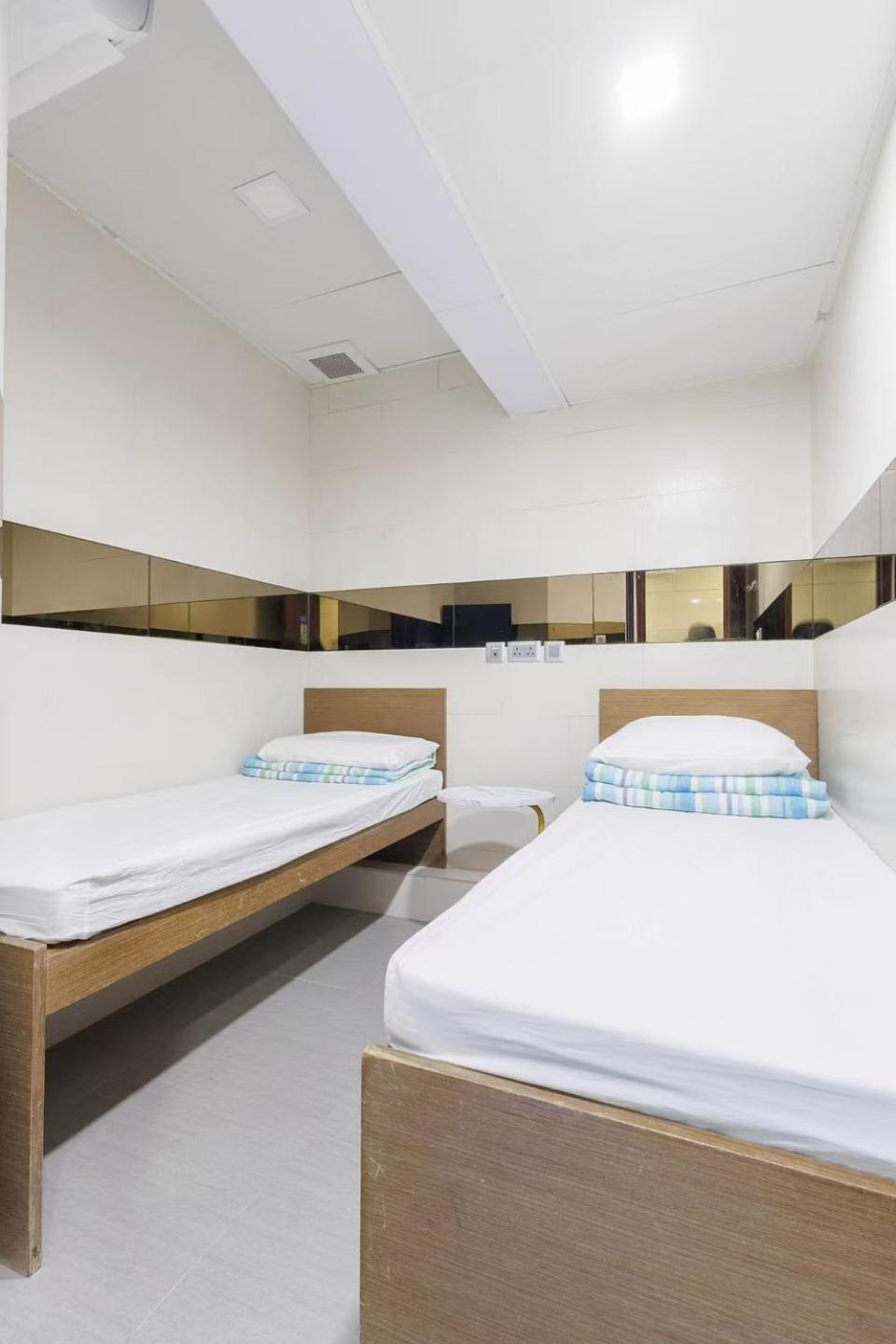 Ah Shan Hostel Hongkong Buitenkant foto
